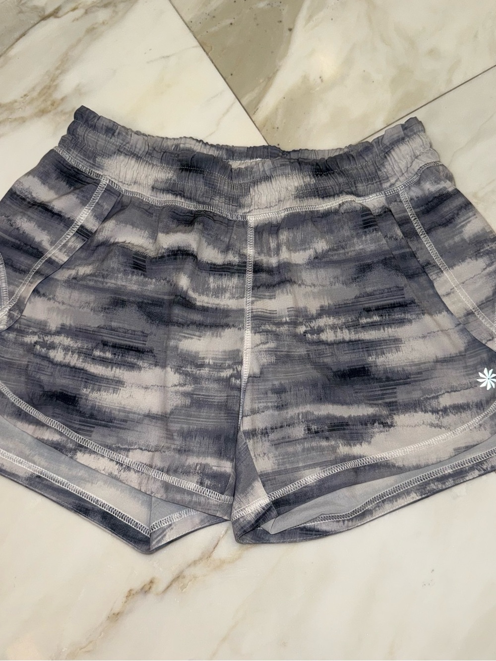 Athleta Women’s Gray running Shorts size small